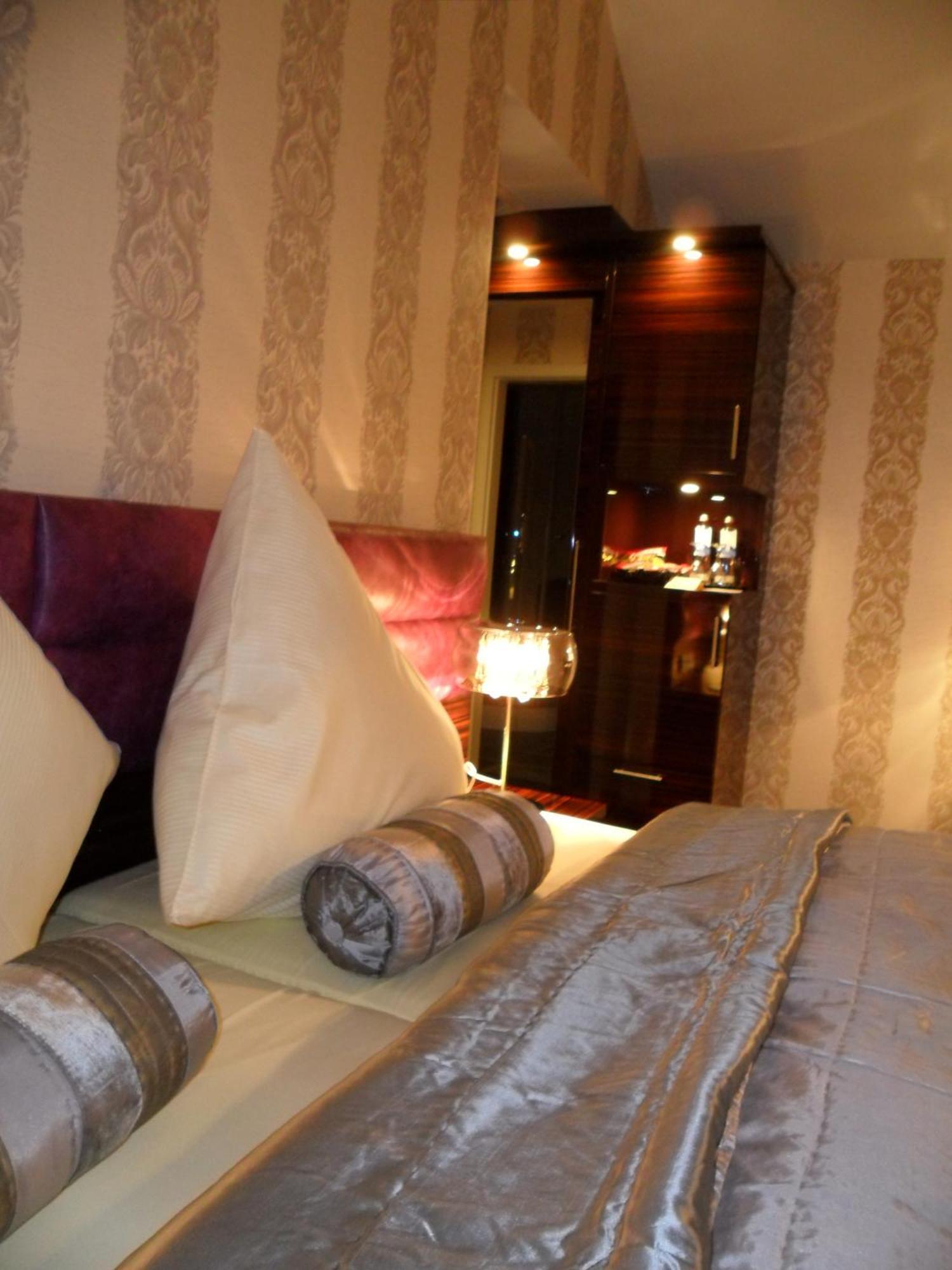 Moselstern Parkhotel Kraehennest Леф Номер фото